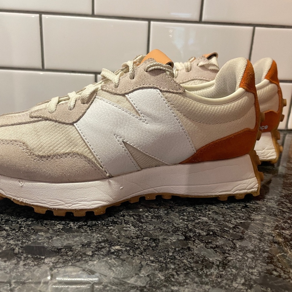 New Balance 327 Women